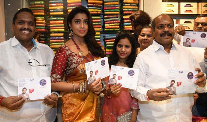 Shriya Saran & Anupama Parameswaran CMR Shopping Mall inauguration in Vizag