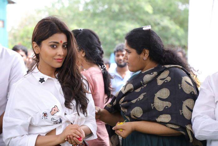 Shriya Saran & Niharika's New Film Launch Photos