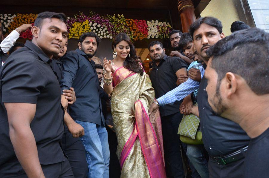 Shriya Saran Launches VRK Silks at Himayat Nagar