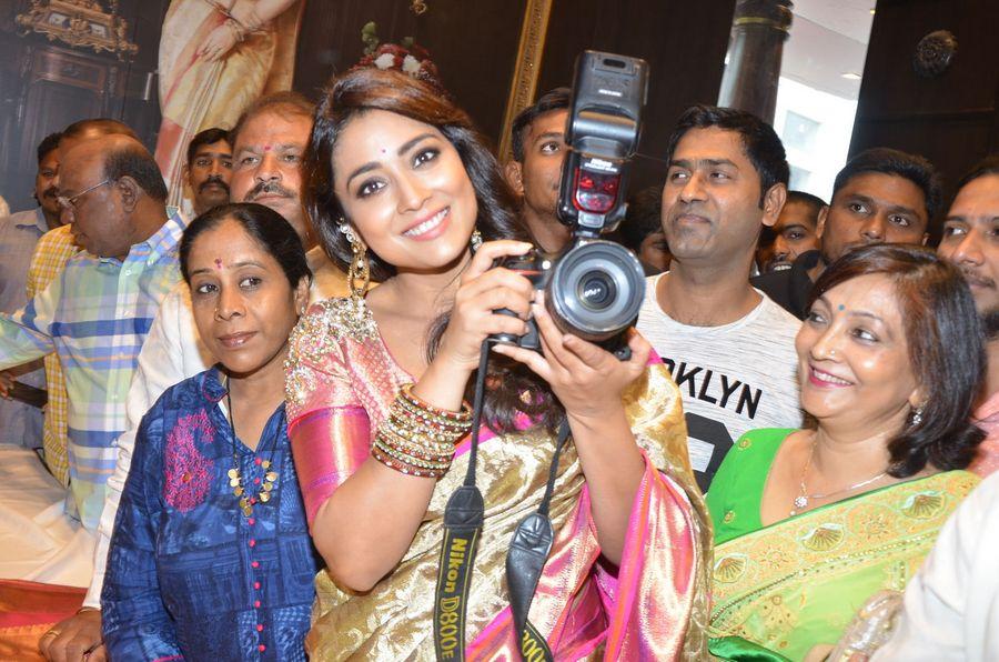 Shriya Saran Launches VRK Silks at Himayat Nagar