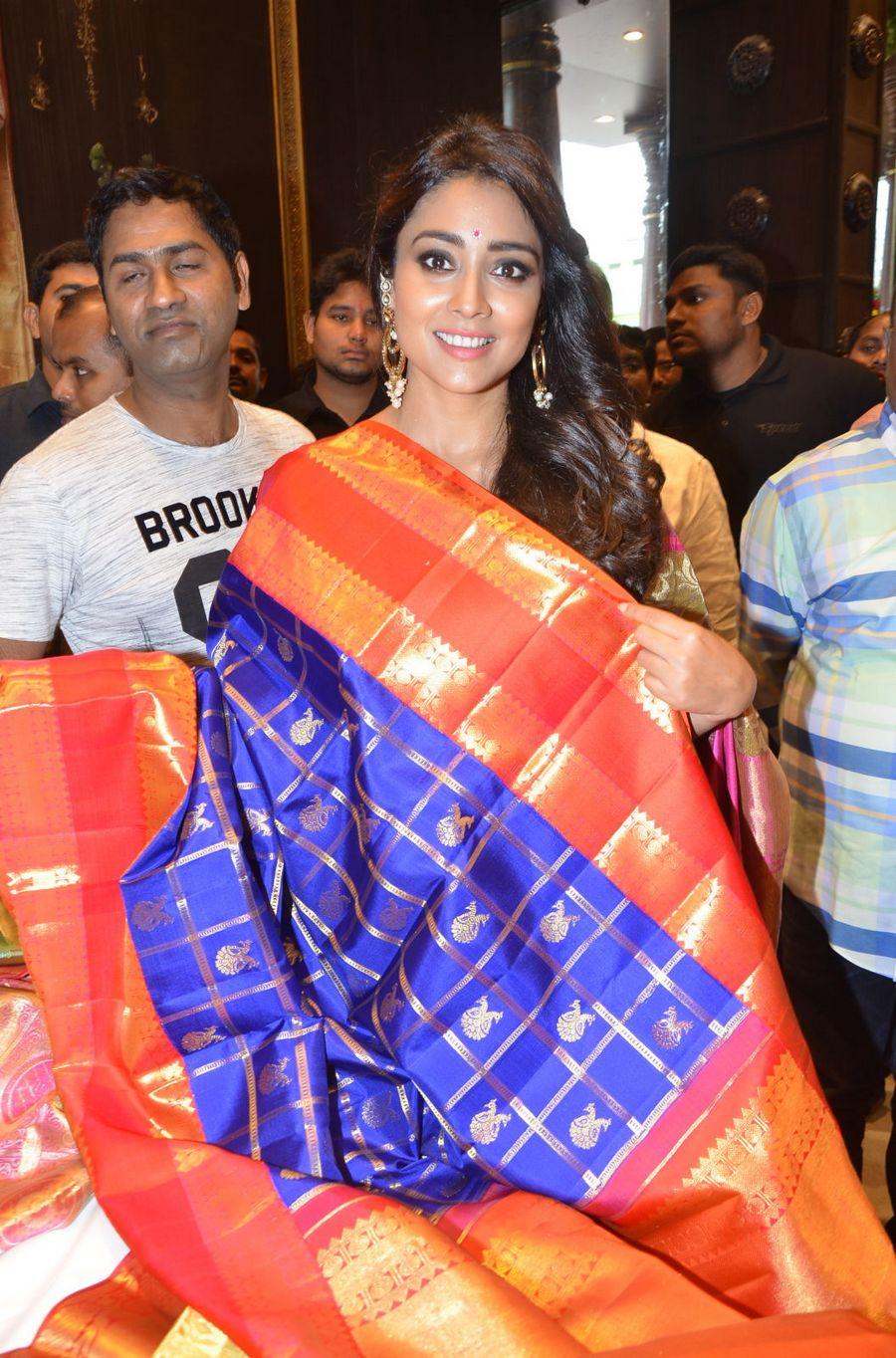 Shriya Saran Launches VRK Silks at Himayat Nagar