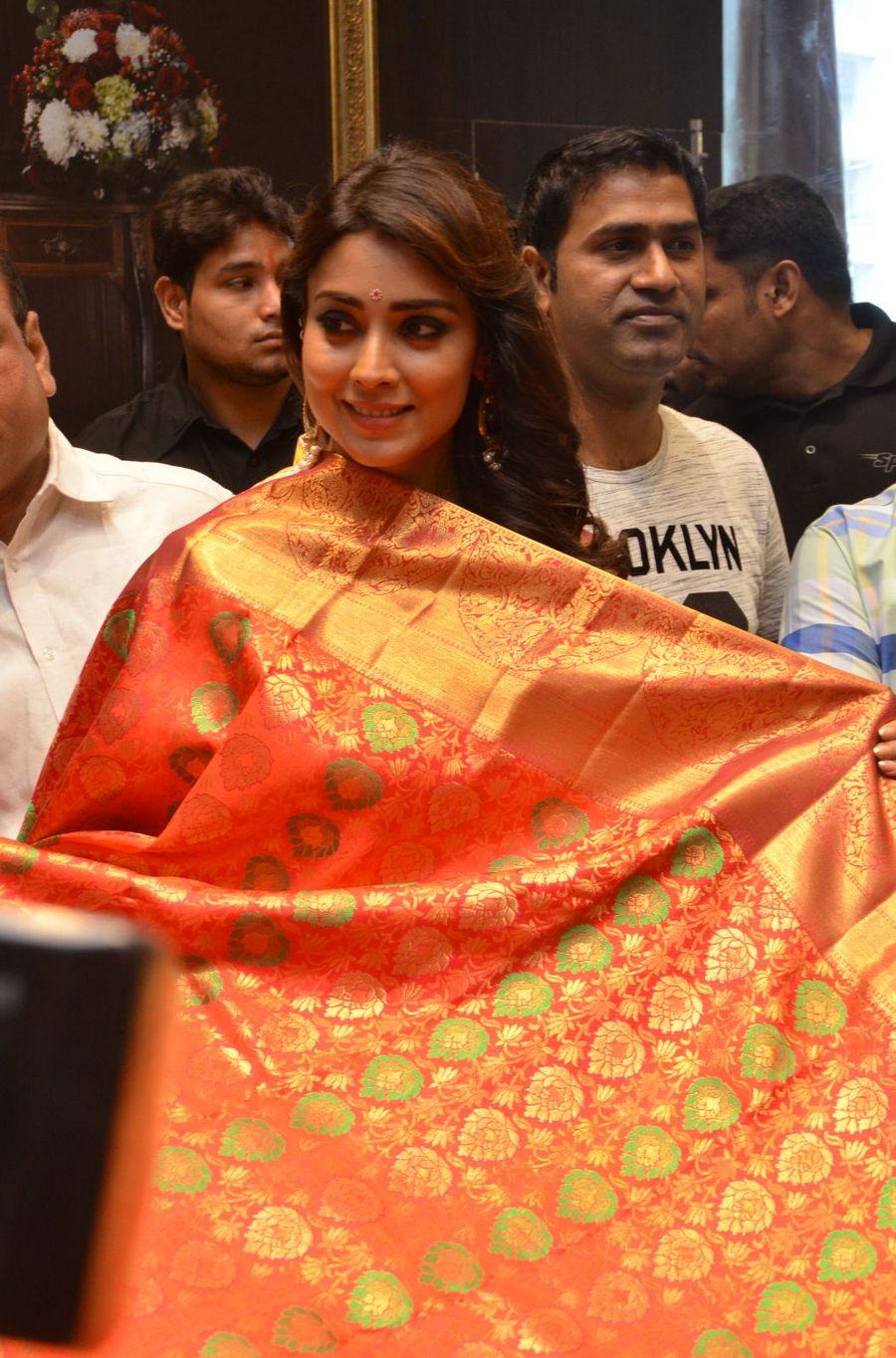 Shriya Saran Launches VRK Silks at Himayat Nagar