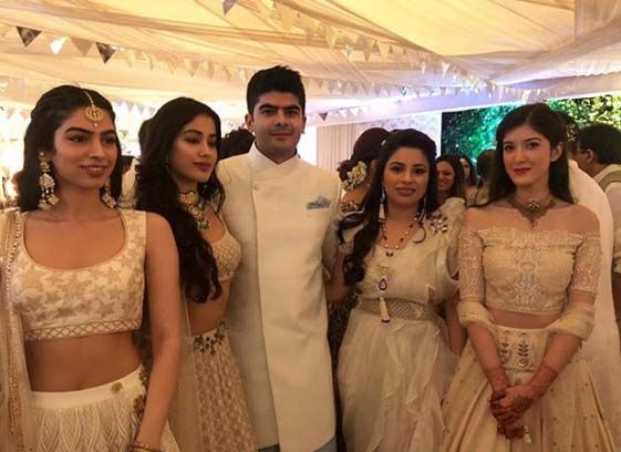 Sonam Kapoor & Anand Ahuja Wedding Photos