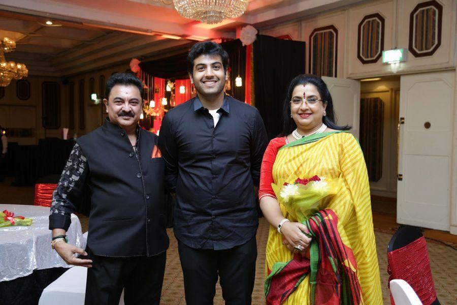 SriRajkumar & Smt Sripriya Rajkumars 25th Wedding Anniversary Photos