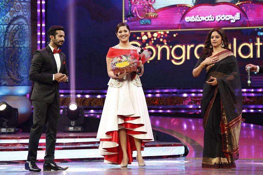 Stars At Zee TV Apsara Awards 2017 Photos