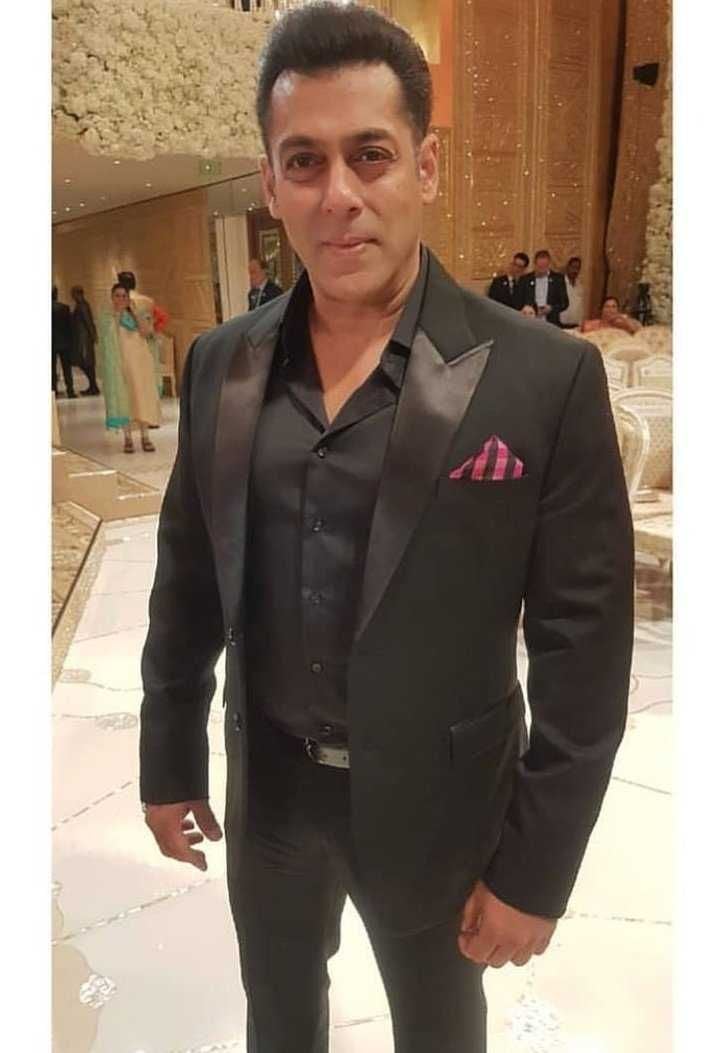 Stars at Ambani Family Wedding Photos