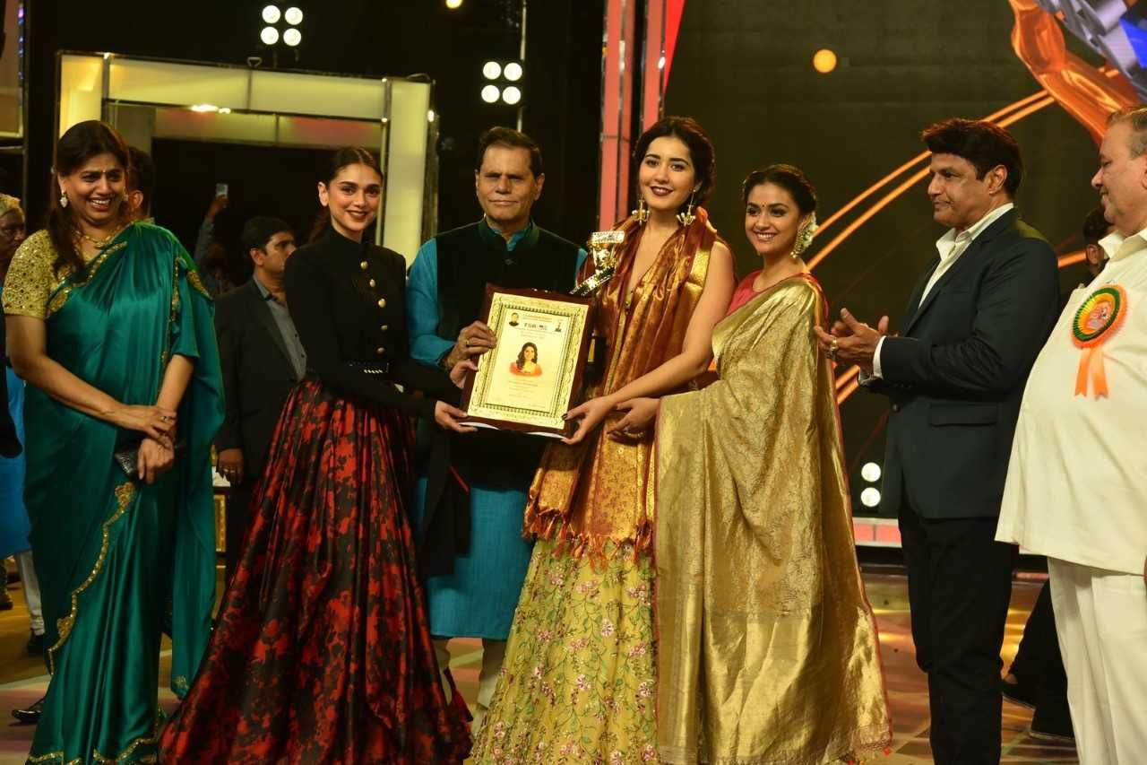 TSR TV9 National Awards Photos