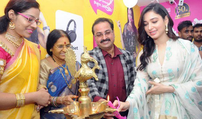 Tamanna Bhatia Launch Mobile Showroom in Vijayanagaram