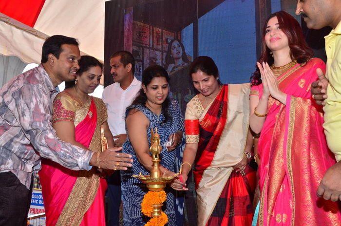 Tamannaah Launches JOH RIVAAJ Collections At Chennai Shoping