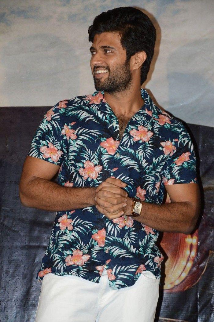 Taxiwala Movie Teaser Launch Photos