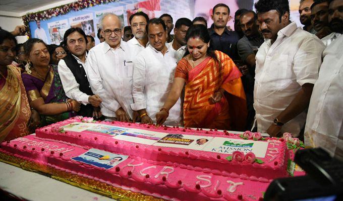 Telangana CM KCR Birthday Celebrations Photos