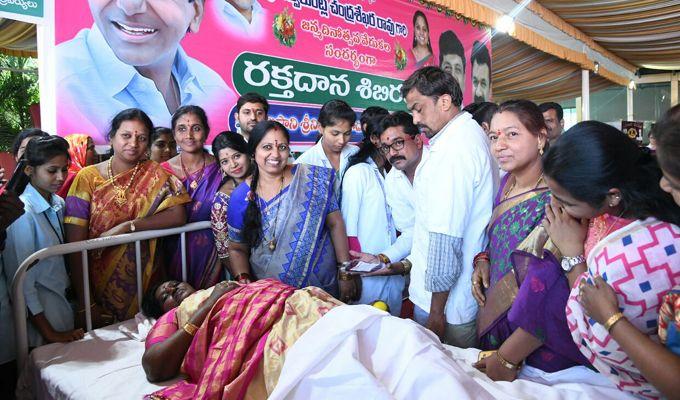 Telangana CM KCR Birthday Celebrations Photos