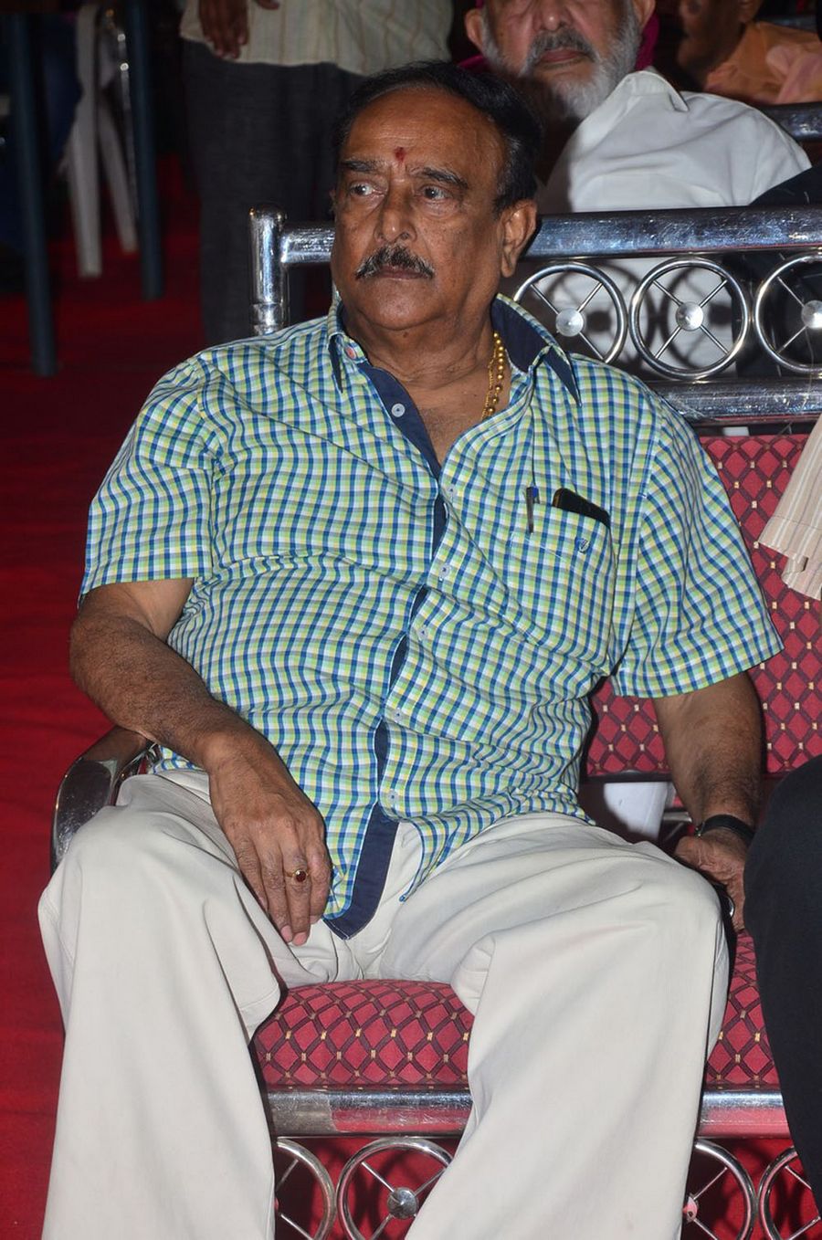 Telugu Film Industry Condolence to Dasari Photos