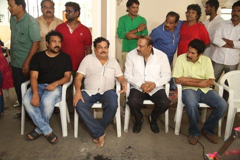 Tollywood Celebs Pay Homage To Director B Jaya Photos