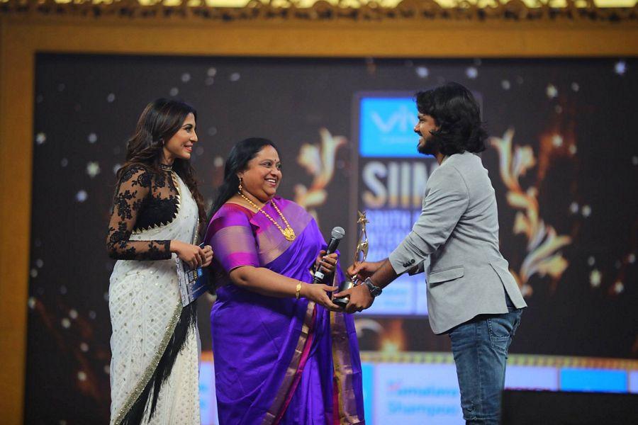 Top Celebs at SIIMA Awards 2017 Day 2 Photos