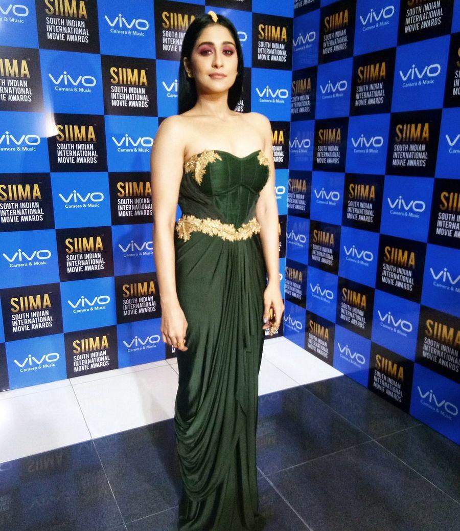 Top Celebs at SIIMA Awards 2017 Day 2 Photos