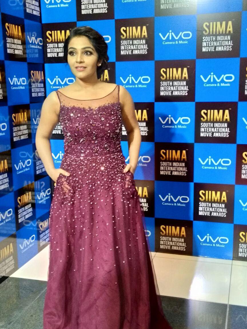 Top Celebs at SIIMA Awards 2017 Day 2 Photos