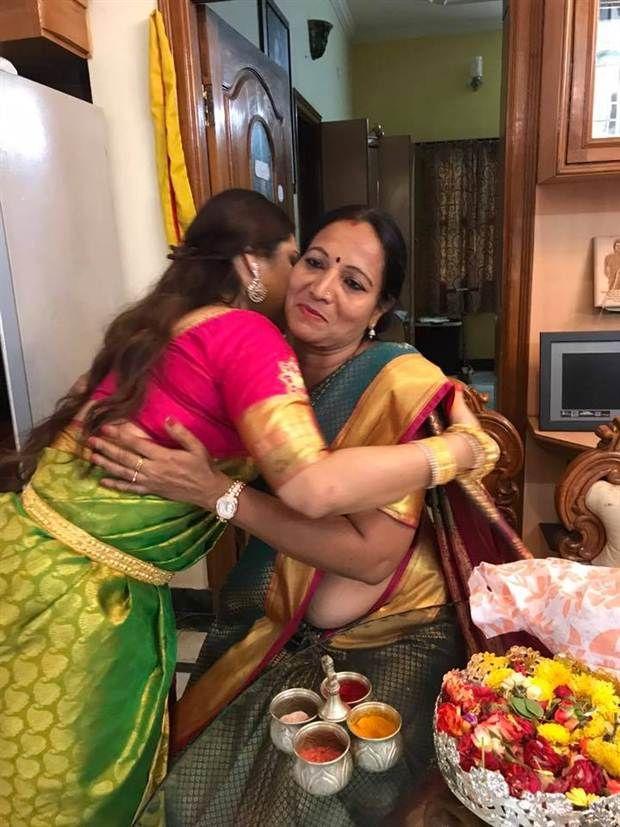 Varamahalakshmi Festival Celebration In Actress Priyanka Upendra House