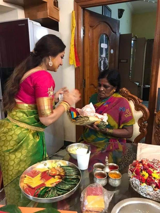 Varamahalakshmi Festival Celebration In Actress Priyanka Upendra House