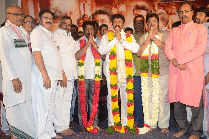 Veda Brahmanas felicitated by Jaisimha Team