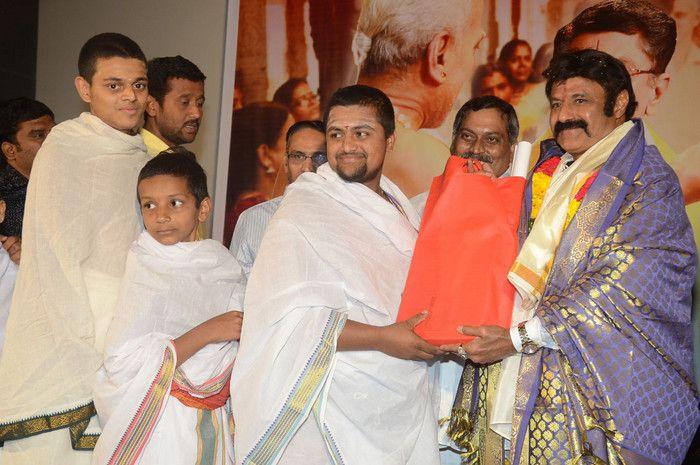Veda Brahmanas felicitated by Jaisimha Team