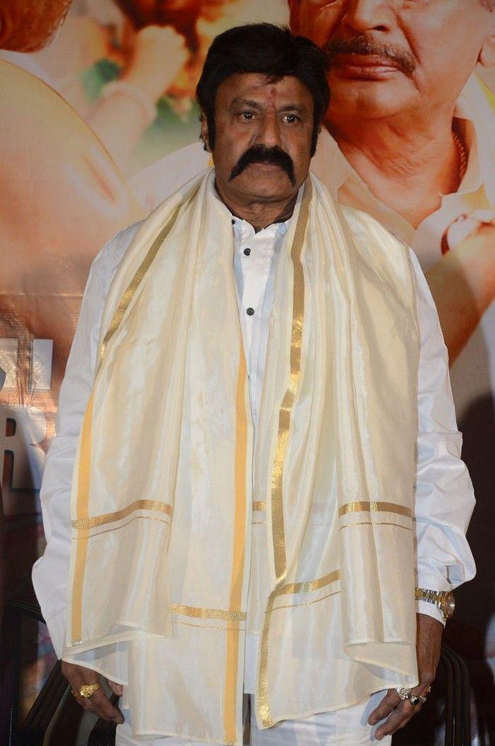 Veda Brahmanas felicitated by Jaisimha Team