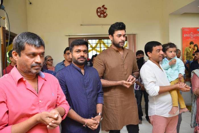 Venkatesh and Varun Tej Movie F2 Launch Photos