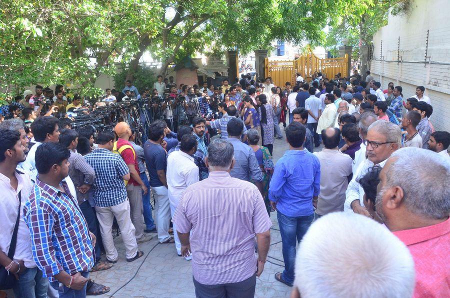 Veteran Director Dasari Narayana Rao Final Journey Photos