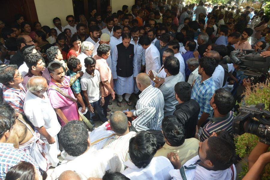 Veteran Director Dasari Narayana Rao Final Journey Photos