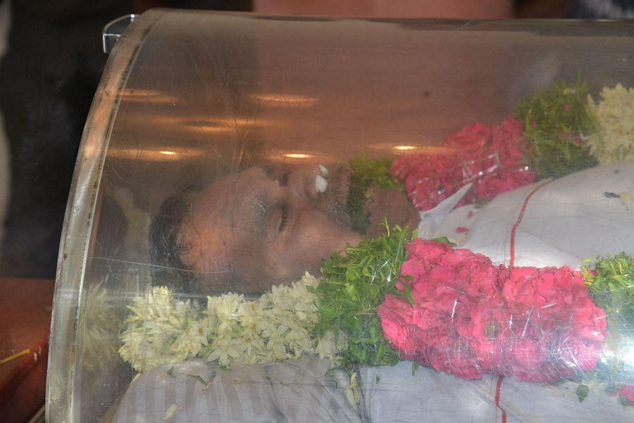 Veteran Director Dasari Narayana Rao Final Journey Photos