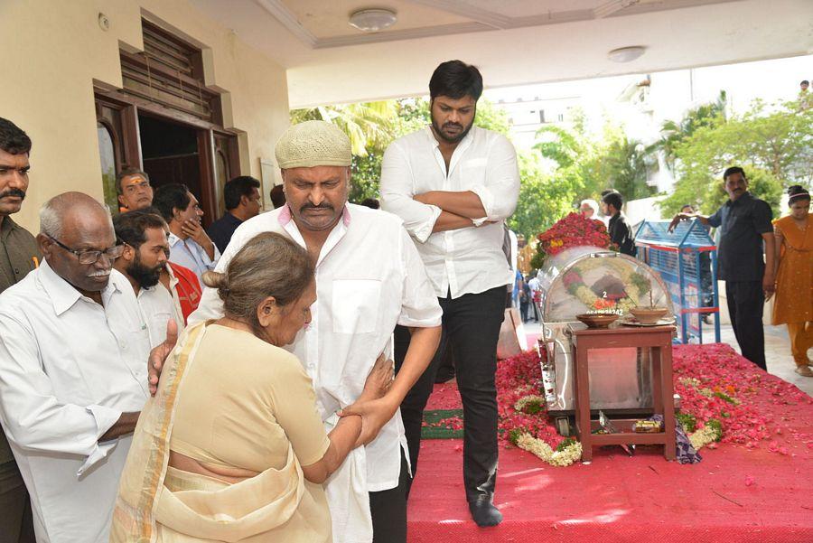 Veteran Director Dasari Narayana Rao Final Journey Photos