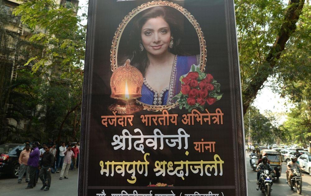 View Pictures: Here's How Fans Paid Tribute To Sridevi In Temples!