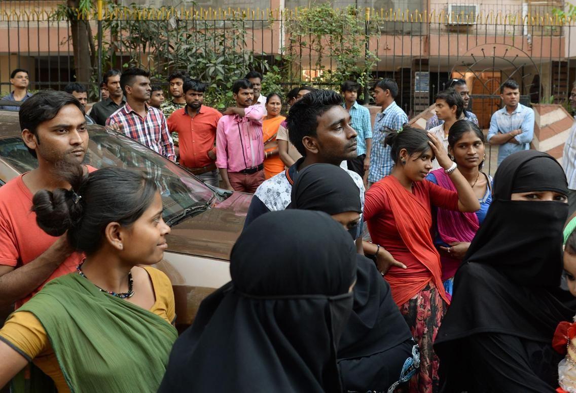 View Pictures: Here's How Fans Paid Tribute To Sridevi In Temples!