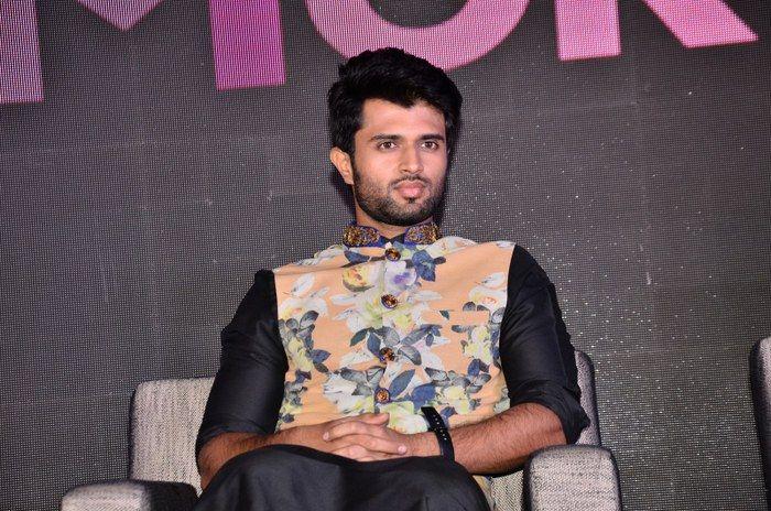 Vijay at KLM Fashion Mall Logo Launch