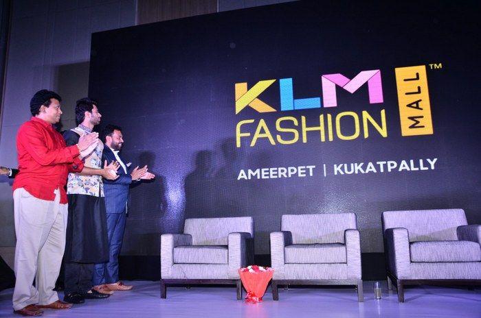 Vijay at KLM Fashion Mall Logo Launch
