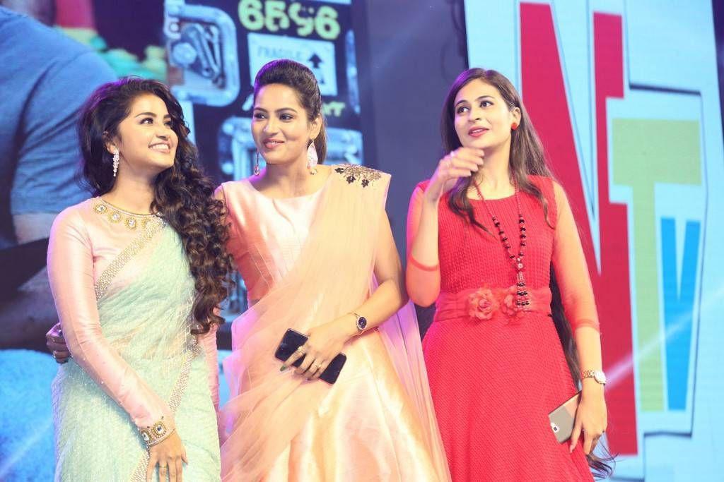 Vunnadhi Okate Zindagi Movie Audio Launch Photos