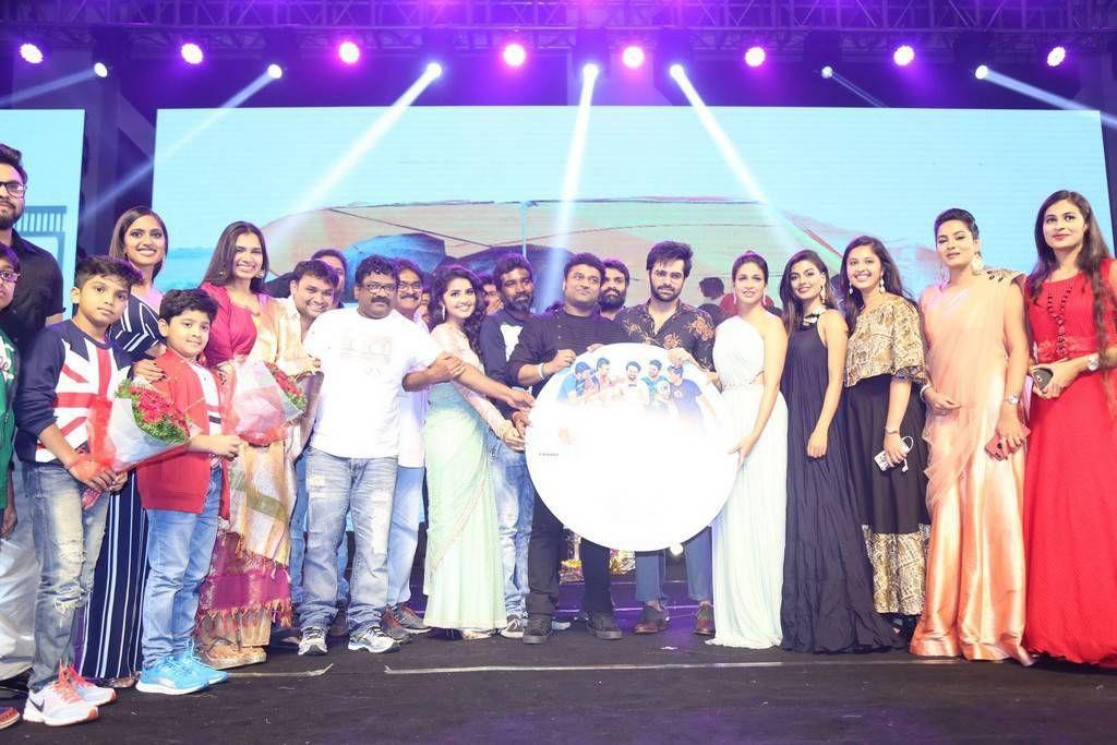 Vunnadhi Okate Zindagi Movie Audio Launch Photos