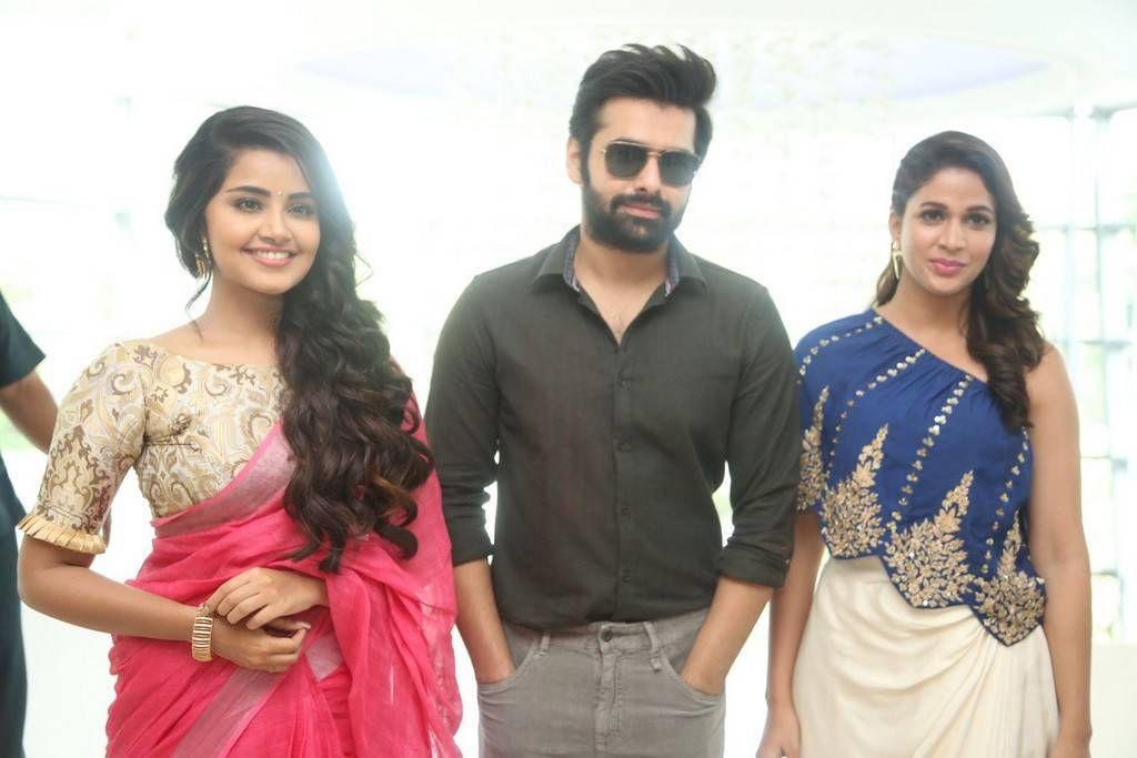 Vunnadi Okate Zindagi Movie Thanks Meet Stills