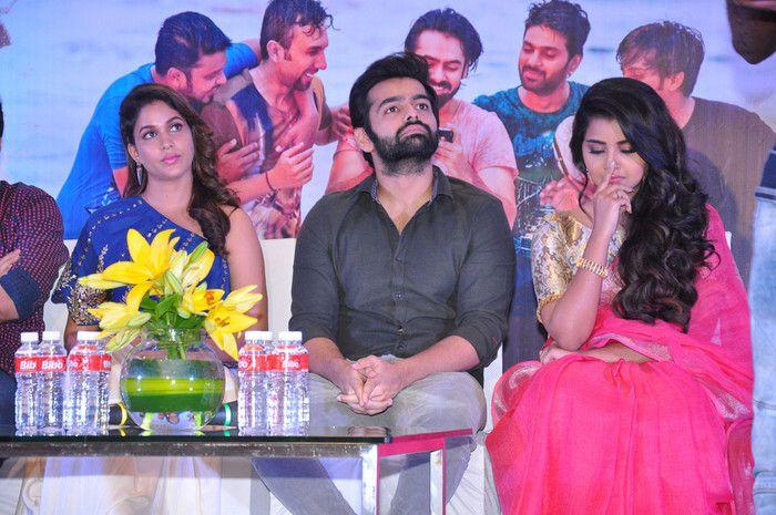 Vunnadi Okate Zindagi Movie Thanks Meet Stills