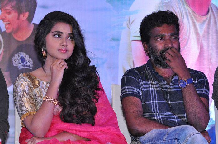 Vunnadi Okate Zindagi Movie Thanks Meet Stills