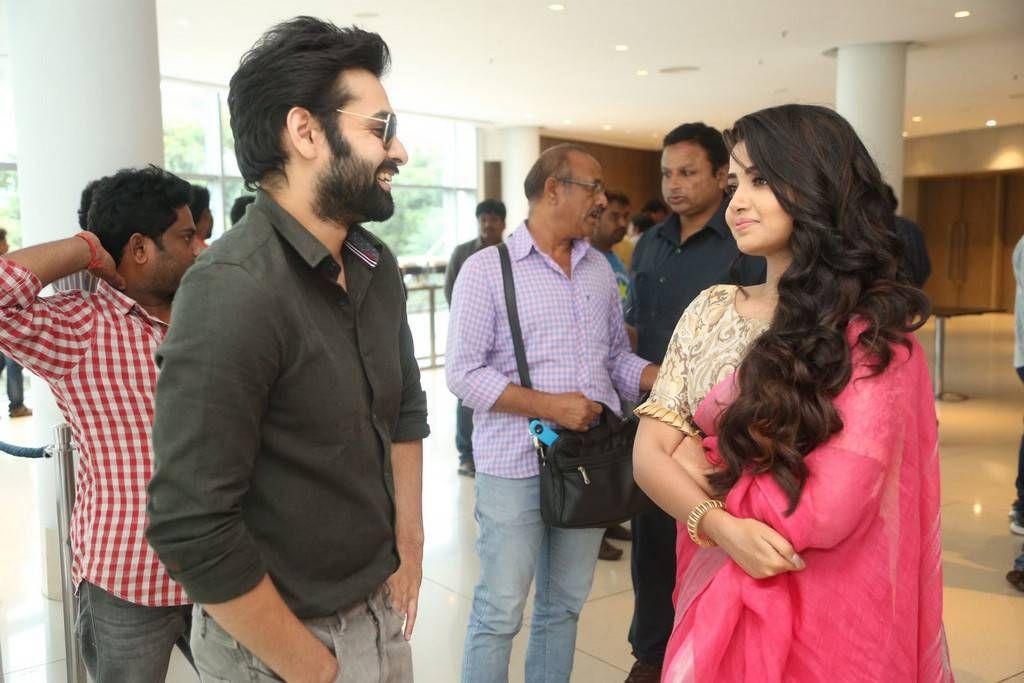 Vunnadi Okate Zindagi Movie Thanks Meet Stills