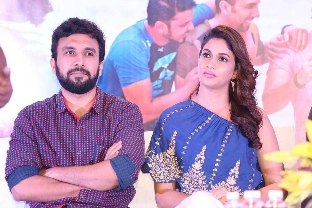 Vunnadi Okate Zindagi Movie Thanks Meet Stills
