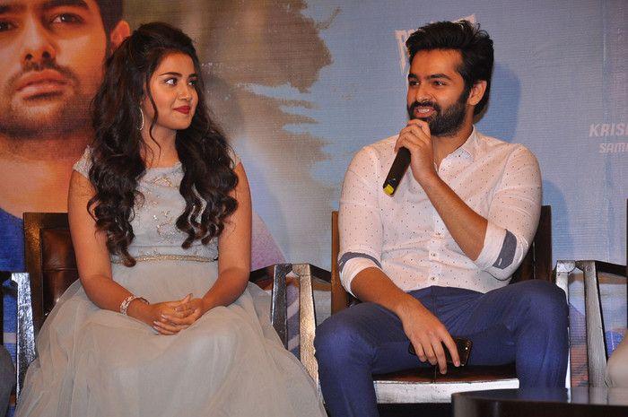 Vunnadi Okate Zindagi Pre Release Function Photos