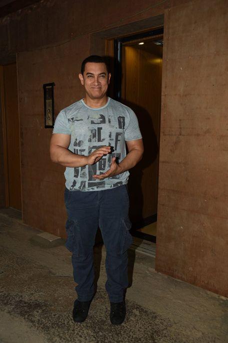 Aamir Khan Celebrates 50th Birthday Photos