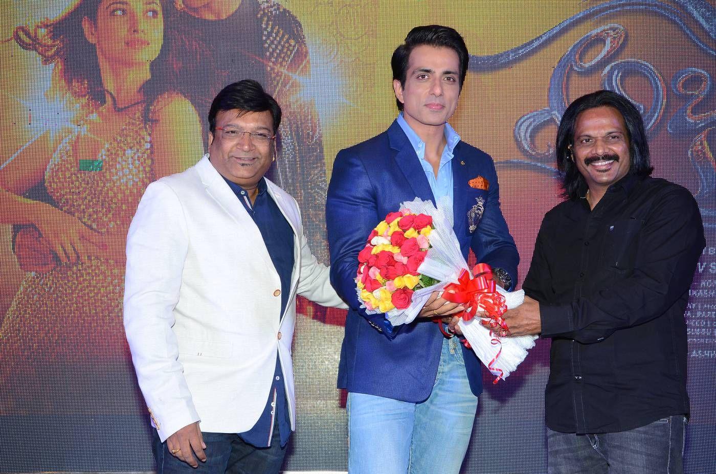 Abhinetri Movie First Look Launch Photos
