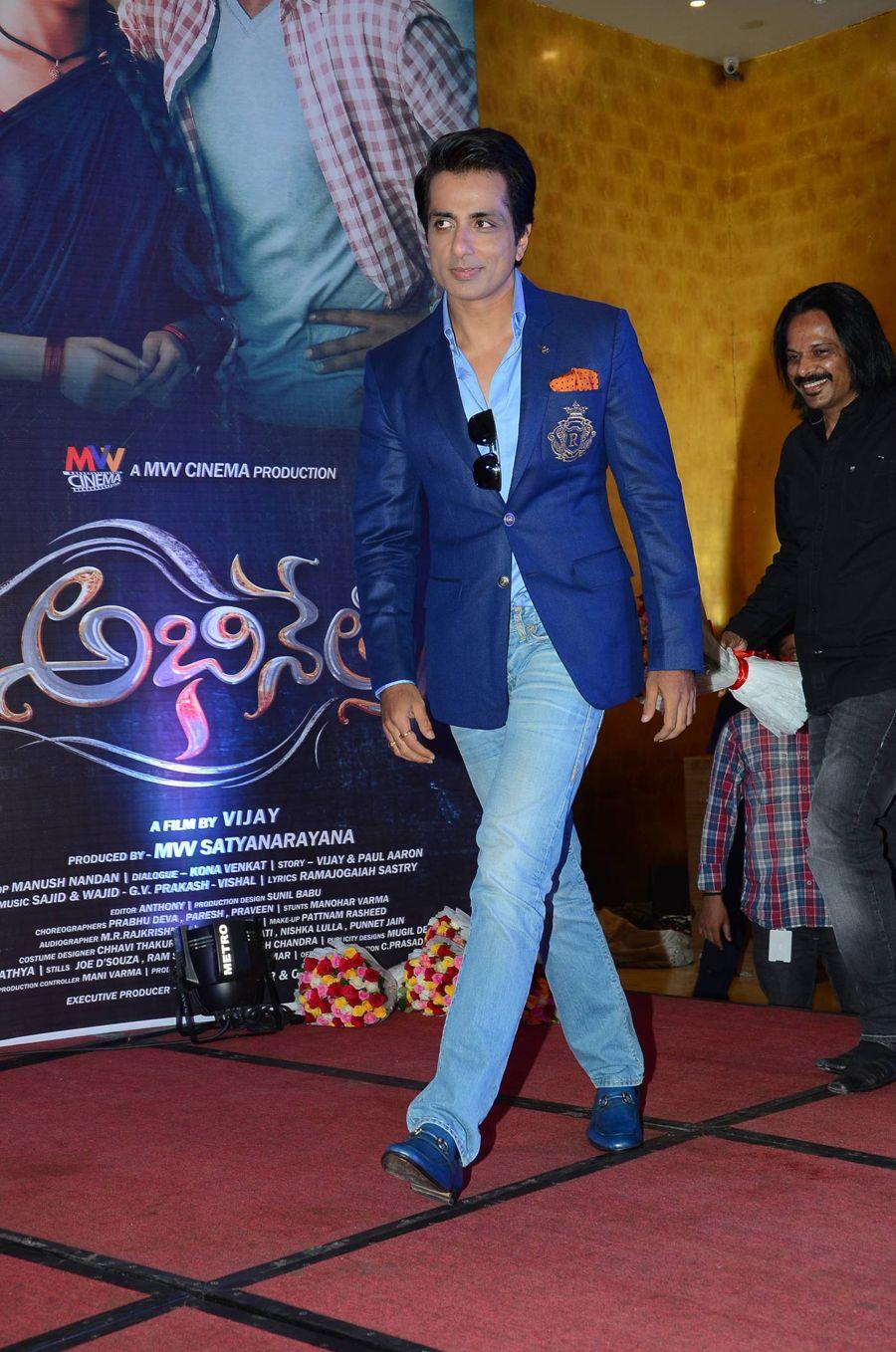 Abhinetri Movie First Look Launch Photos