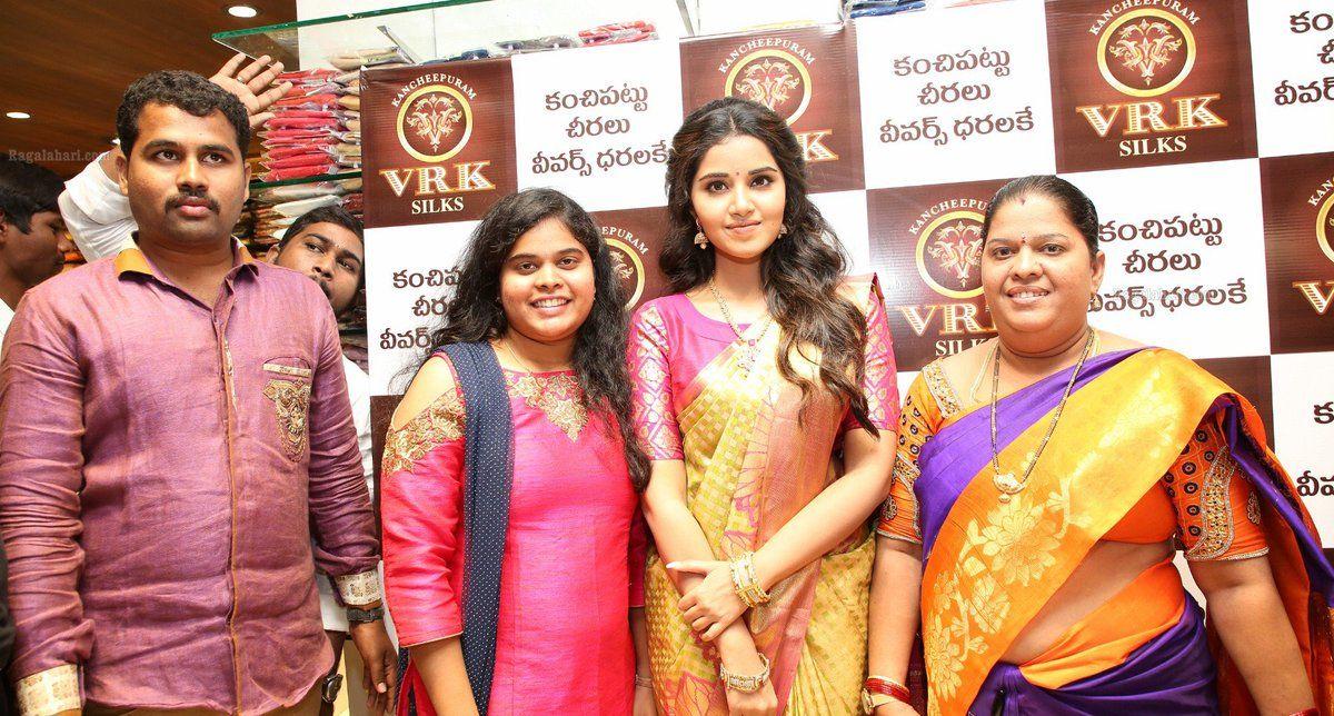 Actress Anupama Parameswaran Inaugurates VRK Silks at Kukatpally
