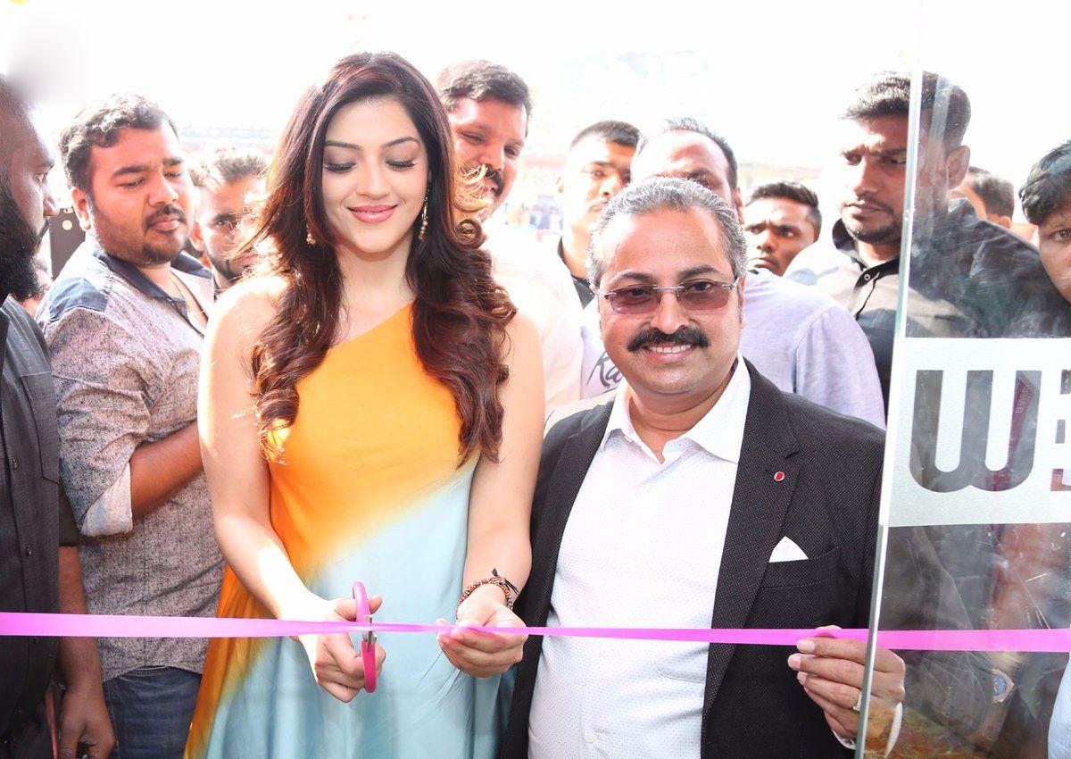 Actress Mehreen Pirzada Launches BNew Mobile Store at Adoni