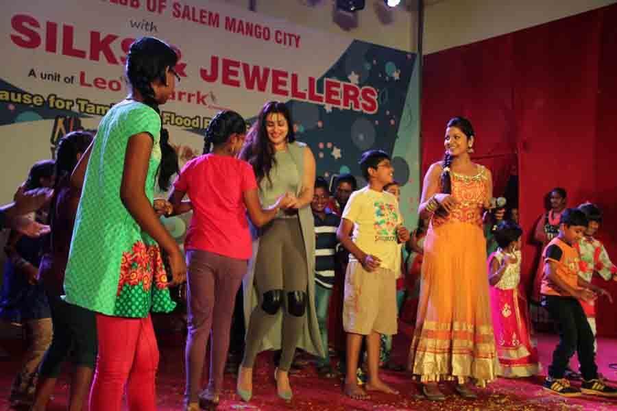Actress Namita New Year Celebration 2016 Photos