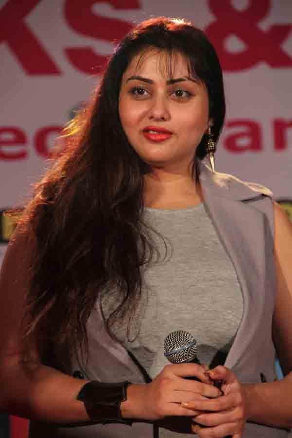 Actress Namita New Year Celebration 2016 Photos